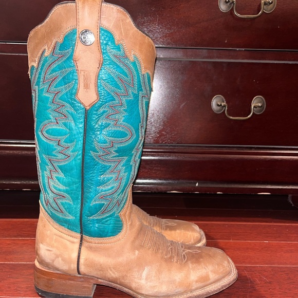 Square boots size 8 OBO - Picture 4 of 5